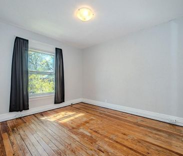 215 Paisley St, Guelph - Photo 3