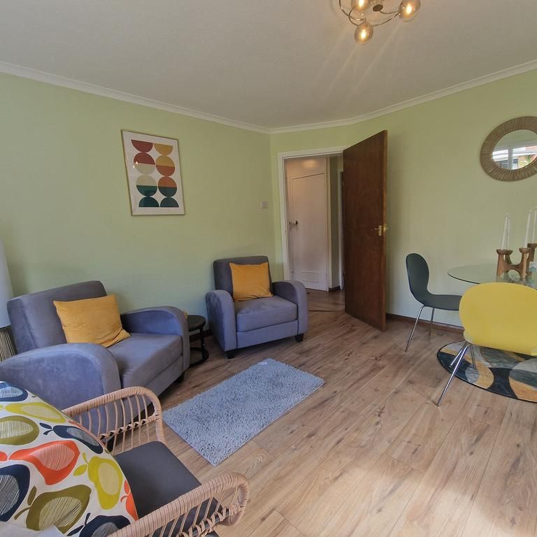 2 bedroom flat to rent - Photo 1