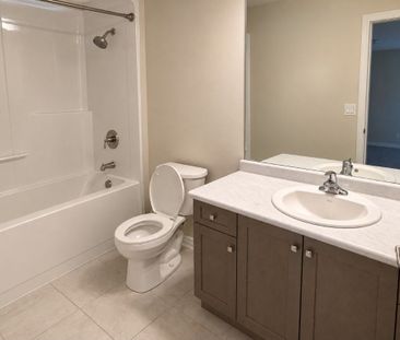 For Lease - 7945 Oldfield Road Unit# 9, Niagara Falls, Ontario - Photo 6
