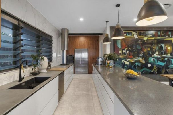 Seven Hills - Photo 1