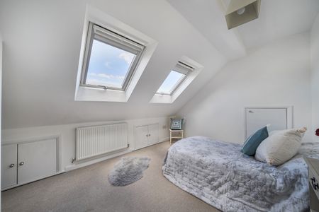 5 bedroom semi-detached house to rent - Photo 4