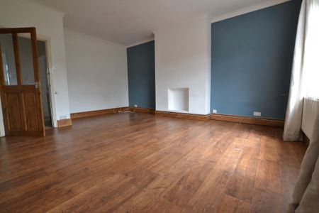 2 bedroom terraced house to rent - Photo 2