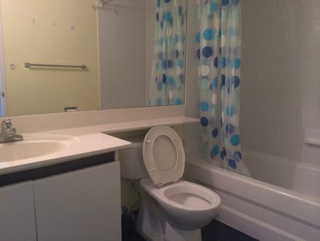 2 bd Condo for Rent in Toronto, ON - Photo 4