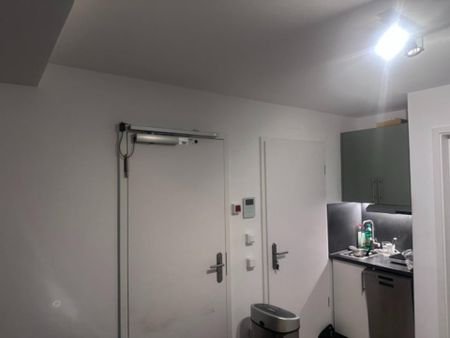 Modernly furnished apartment in Prenzlauer Berg - Photo 4