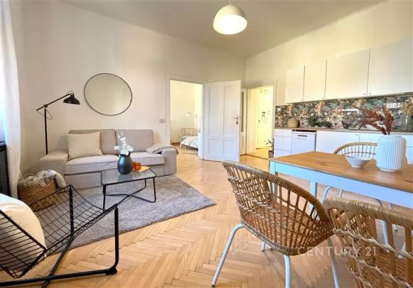 Pronájem bytu 3+kk, 67 m - Fotografie 1