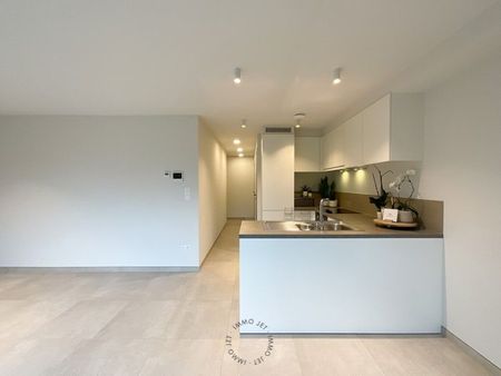 Mooi energiezuinig éénslaapkamer-appartement dichtbij centrum Beveren - Photo 5