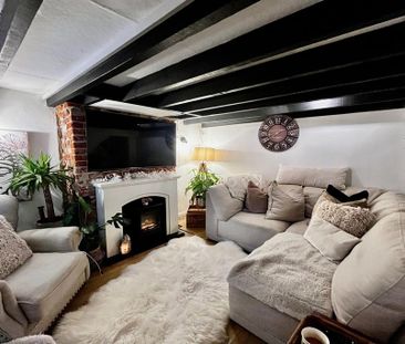 2 bedroom terraced house to rent - Photo 2