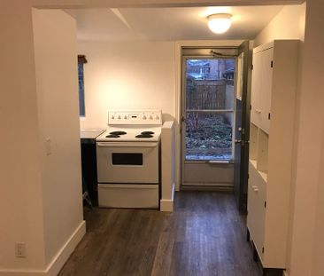 For Lease - 48 Rowntree Avenue Unit# Rear Apartment, Toronto, Ontario - Photo 5