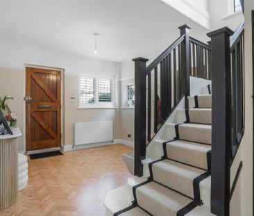 4 bedroom detached house to rent - Photo 3