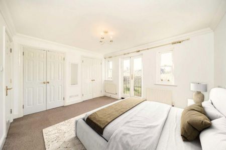 4 bedroom terraced house to rent - Photo 4