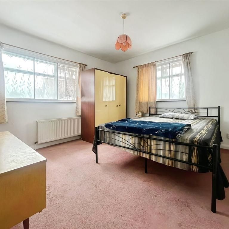 5 bedroom detached house to rent - Photo 1