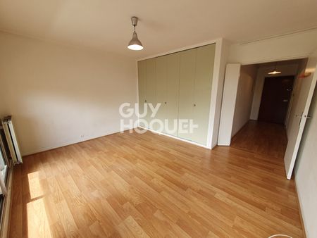 Location Appartement 1 pièce 31m² - Photo 3
