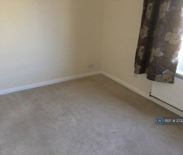 2 bedroom maisonette to rent - Photo 3