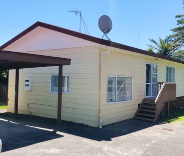 Te Atatu South 2 Bedroom House - Photo 5