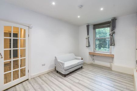 2500L Stewart Terrace, Edinburgh, EH11 1UW - Photo 2