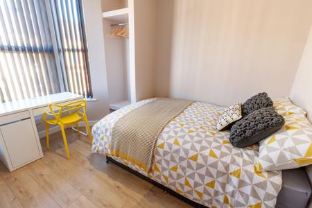 5 bedroom terraced house to rent - Photo 2