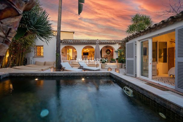 Maison de ville à la location - Au coeur de Saint-Tropez. Piscine chauffée - Photo 1