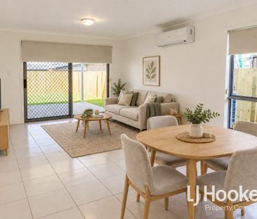 Contemporary Family Home - Spacious Living - Double Garage - Photo 2