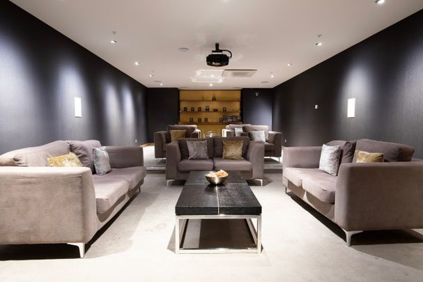 Wandsworth Rd - Photo 1