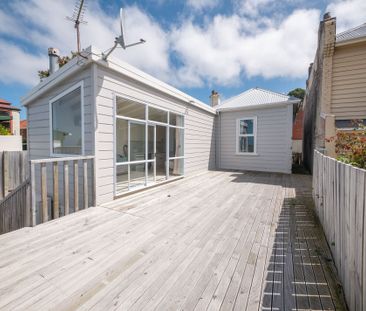 Renovated Inner City Home - Photo 2