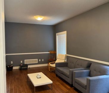 Detached Home For Lease | W9237250 - Photo 3