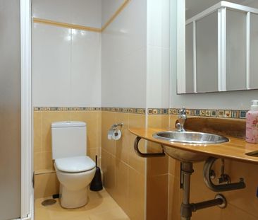 Apartamento de alquiler en Calle Apóstol Santiago, 66, La Curva - Photo 1