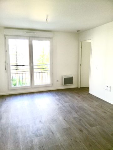 Location appartement 2 pièces, 38.40m², Thiais - Photo 2