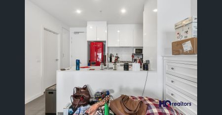 Modern Apartment Living at its Finest - Photo 5