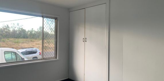 1/24 Drummond Street, Moree NSW 2400 - Photo 2