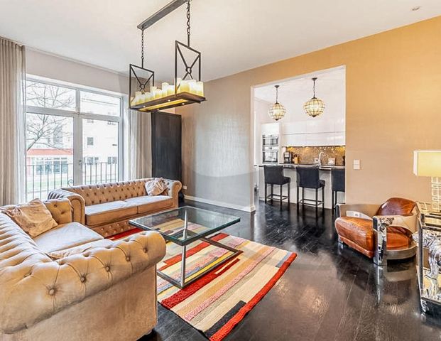 American Way of Live - Photo 1