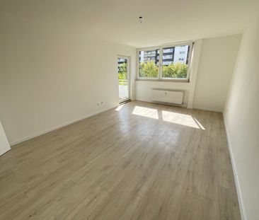 Renovierte 3 Zimmerwohnung mit Balkon - Photo 1