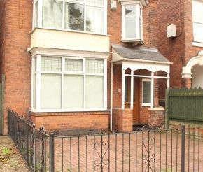 7 Bed terrace house, Beverley Road. - Photo 3