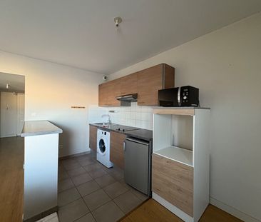 Location Appartement 2 pièces 47m² - Photo 4