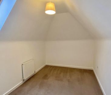 3 bedroom semi-detached house to rent - Photo 2