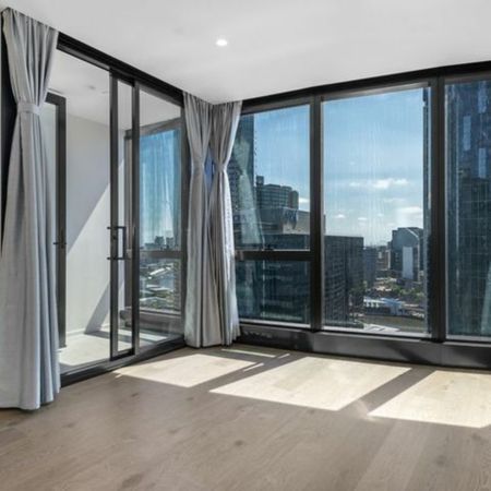 Modern Luxury Living in the Heart of Southbank - Photo 4