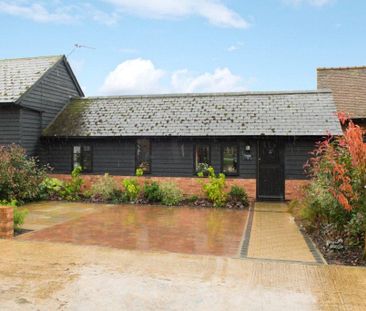 1 bedroom barn conversion to rent - Photo 6