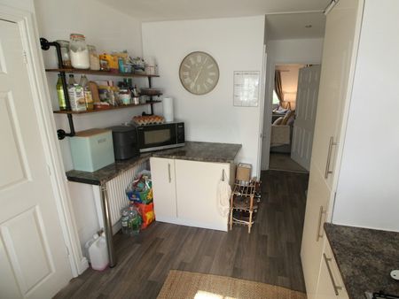 Park View Close, Burton Upon Trent, Stretton, DE13 - Photo 5