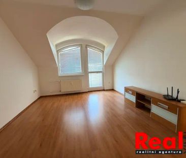 Pronájem, byt 2+kk, balkon, ulice Brandlova, obec Hodonín - Photo 3