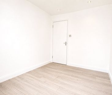 Cypress Road, London, SE25 4BA - Photo 6