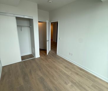 For Lease - 1 Fairview Road Unit# 503, Mississauga, Ontario - Photo 4