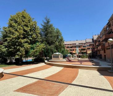 Las Rozas De Madrid - Photo 2