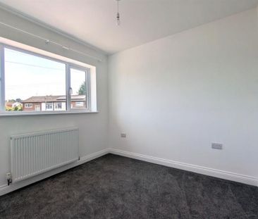 3 Bedroom Terraced To Let - Photo 1