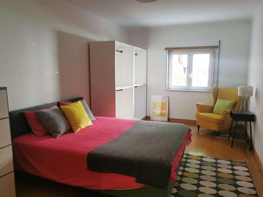 3 Bedroom Apartment, Cascais - Photo 1