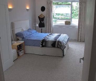 1 Bed Maisonette, Ashdown, SW15 - Photo 5