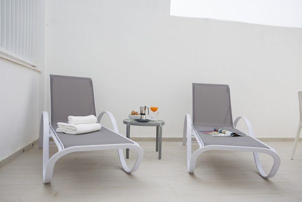 Luminosa vivienda con terraza en Ruzafa - Photo 1