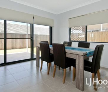 Location, Convenience & Modern Living With Ducted Air Con! - Photo 1