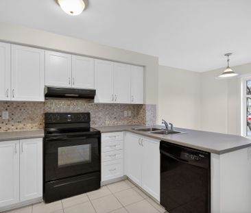 For Lease - 613-A Chapman Mills Drive Unit# 39, Barrhaven, Ontario - Photo 3