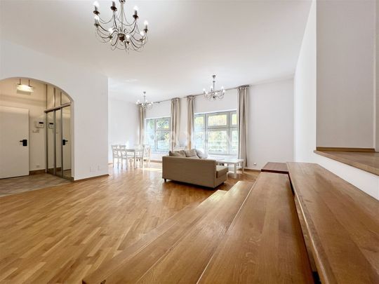 Centrum, wygodne 3 pokoje - Photo 1