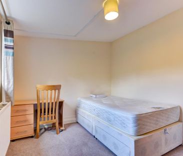 10 bedroom house to rent - Photo 1