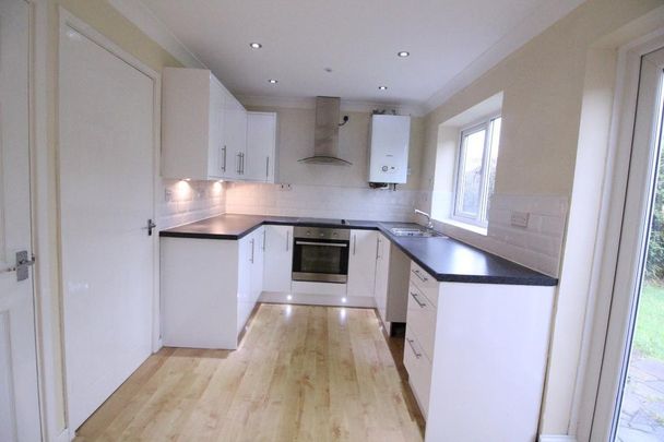 2 bedroom semi-detached house to rent - Photo 1